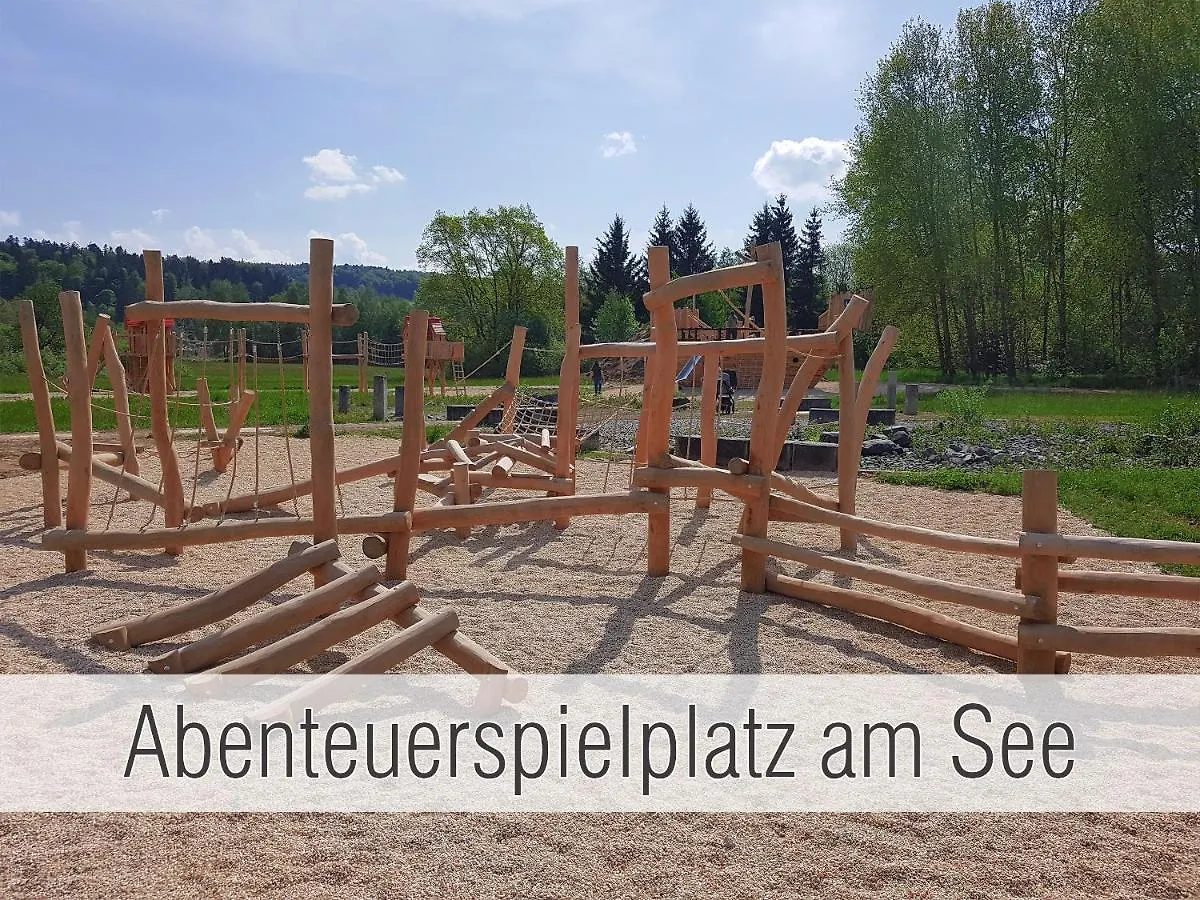 Huette40: Ganze Huette Nah Am See Mit Privatem Whirlpool, Sauna. Umzaeunt. Waldkirchen Germany